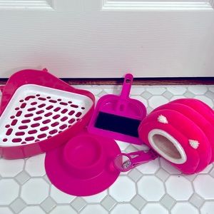 BARBIE PINK SMALL PET ITEMS